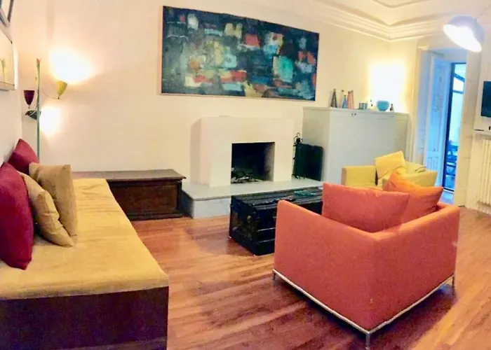 The Windows דירה